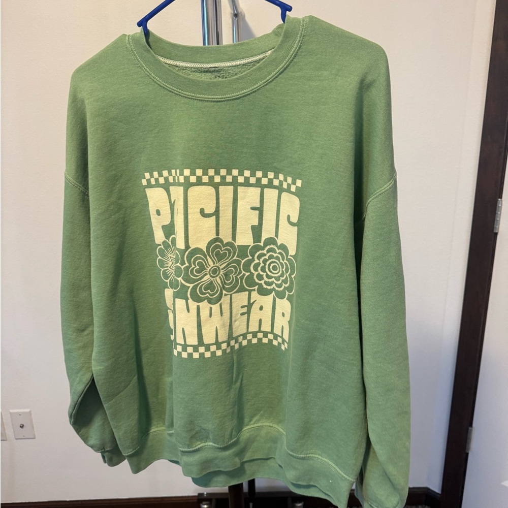Green Pacific Sunwear Graphic Sweatshirt